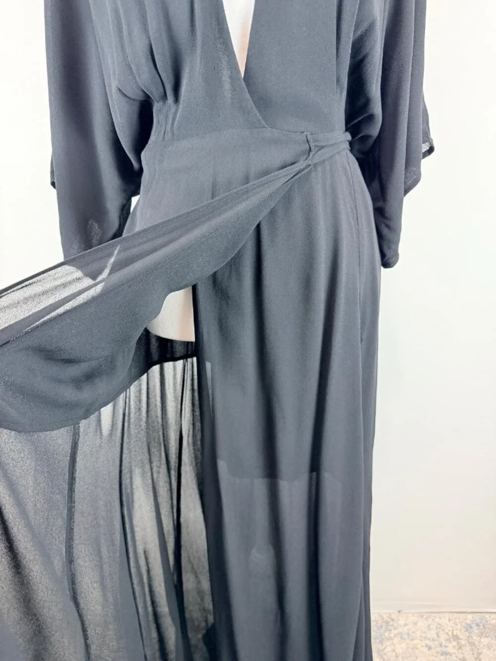 Women's Black Maxi Wrap Dress Size L Kimono Sleeve Deep V Neck Boho Elegant - Picture 8 of 16